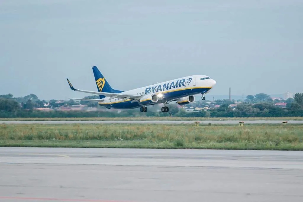 Odwołane loty Ryanair - co robić, aby odzyskać pieniądze?