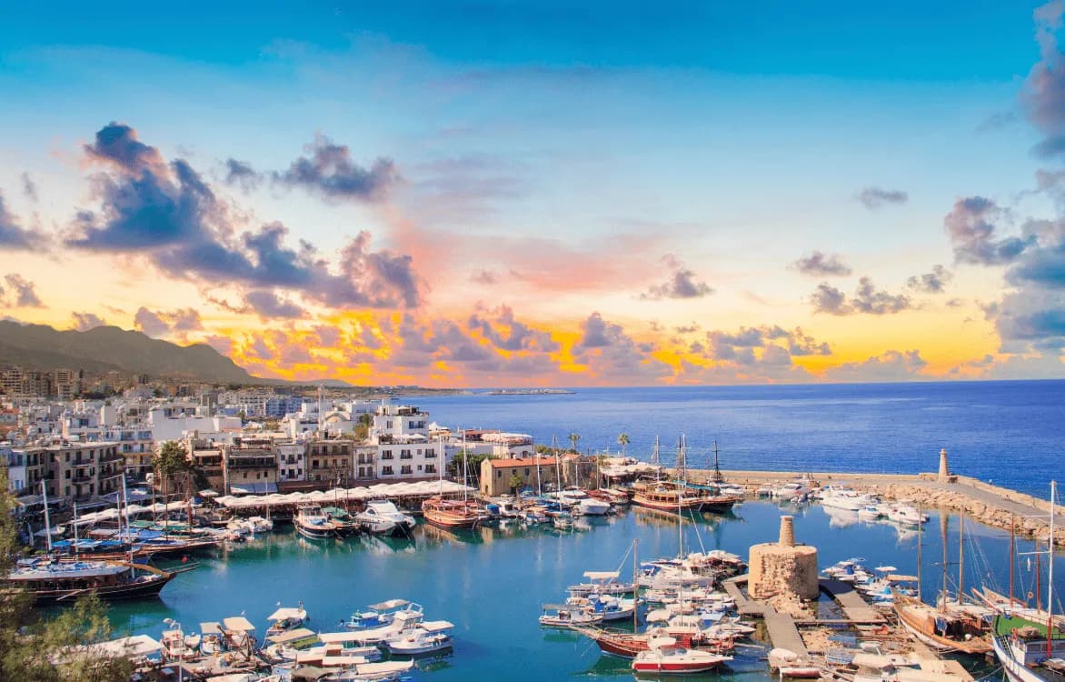 Ile trwa lot na Cypr z Wrocławia? Sprawdź czas przelotu i więcej