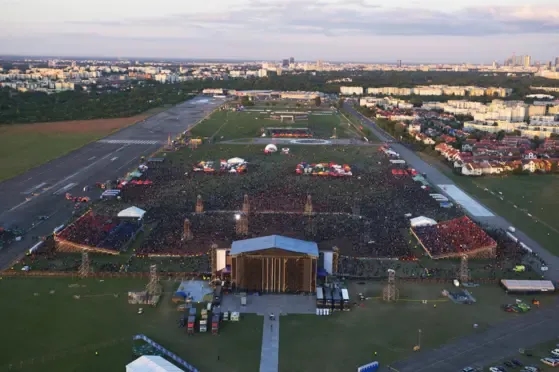 Lotnisko Bemowo ile osób pomieści? Zaskakujące fakty o pojemności