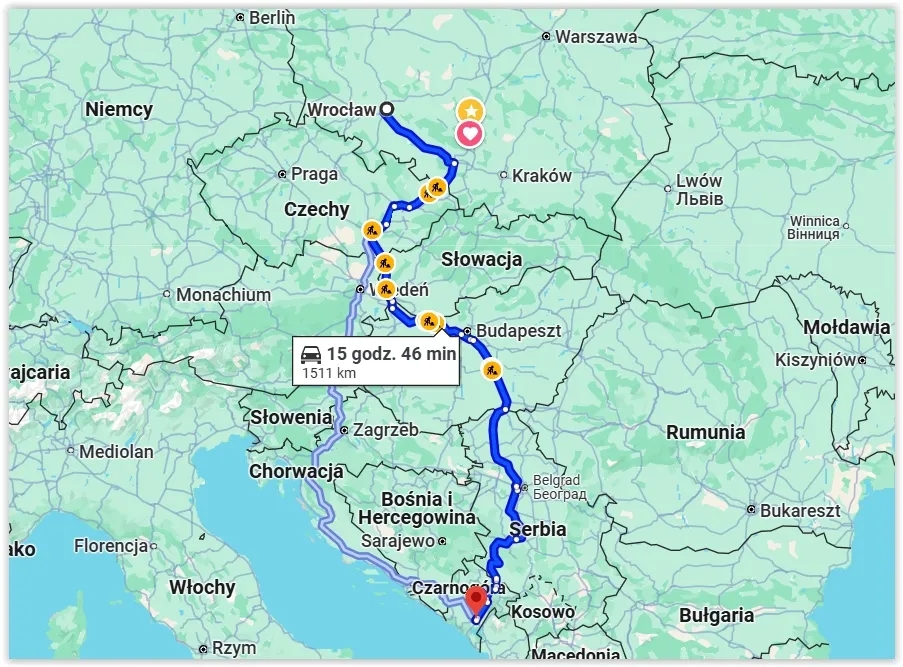 Ile trwa lot do Czarnogóry? Sprawdź, co wpływa na czas podróży