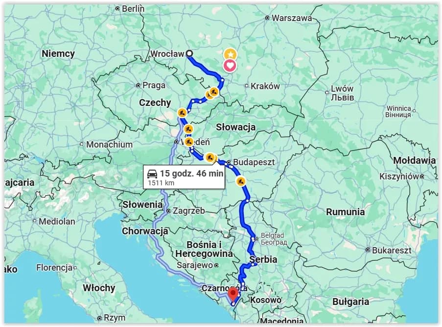 Ile trwa lot do Czarnogóry? Sprawdź, co wpływa na czas podróży