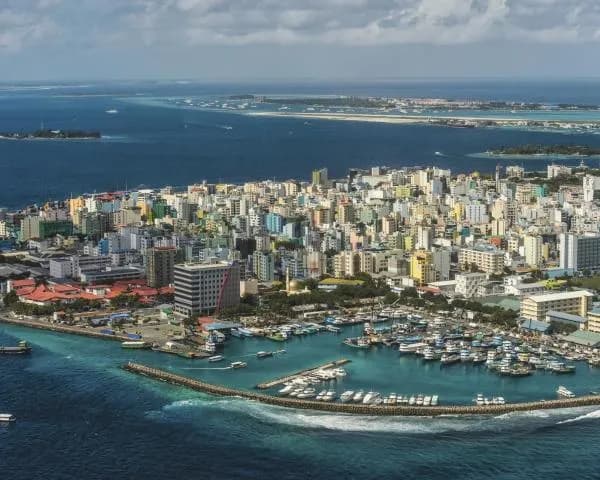 Ile trwa lot z Dubaju na Malediwy? Sprawdź, co musisz wiedzieć